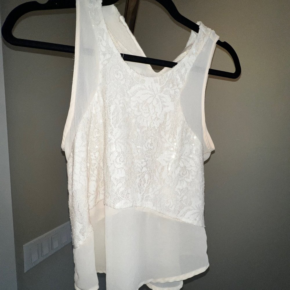 Le Lis Brand Shirt